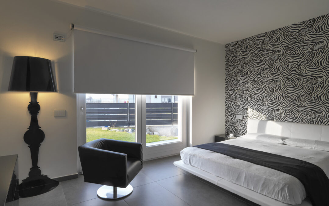 Rolety bez wiercenia – kiedy to najlepszy wybór do mieszkania?